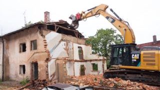 Take My Junk - demolition of a house